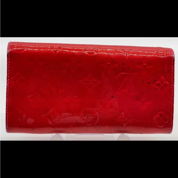 Auth Louis Vuitton Vernis Red Portefeuille Sarah M93530 W/Box - Picture 2 of 5